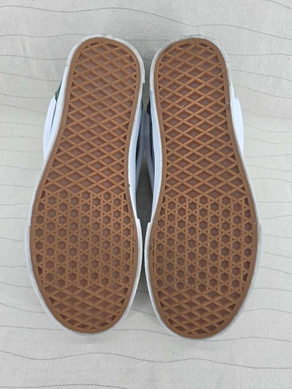 Vans Unisex Knu Skool Green Suede White Skate Shoes Gum Soles Sz 8 Men/ 9.5 Wom - Picture 9 of 11